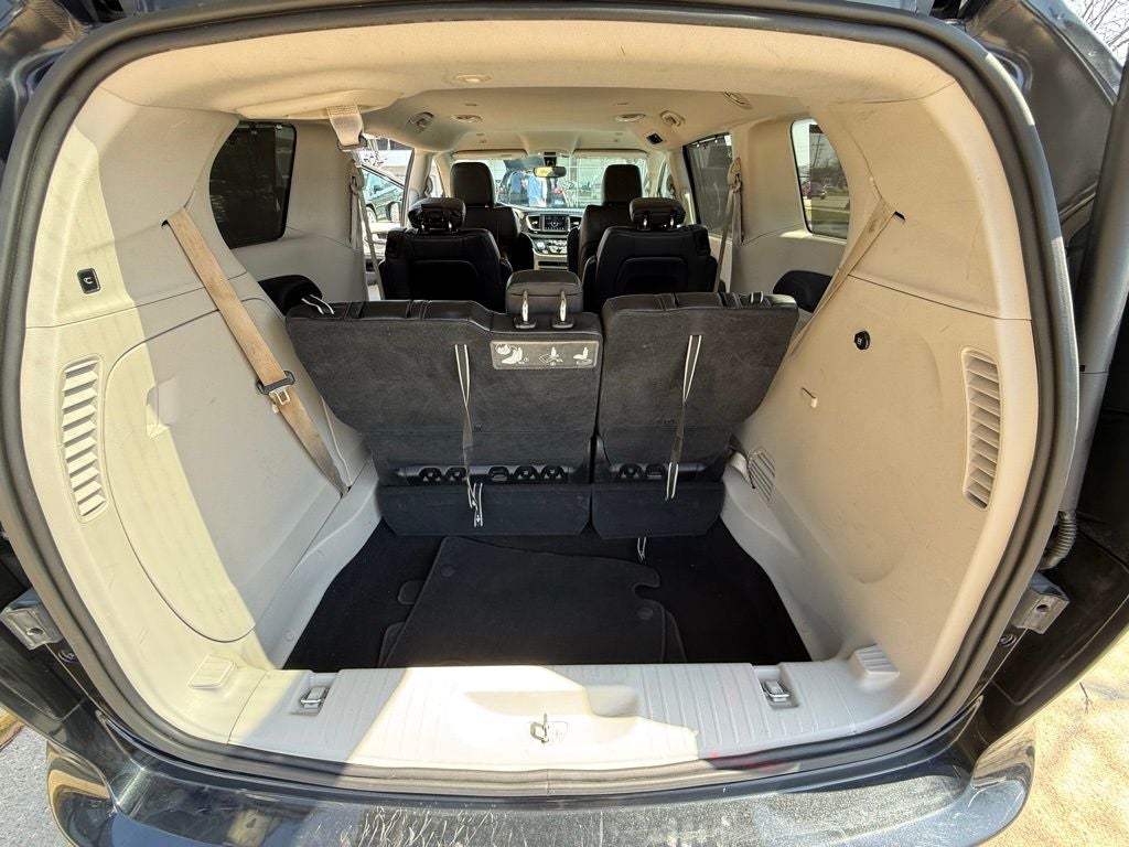 2018 Chrysler Pacifica Touring L