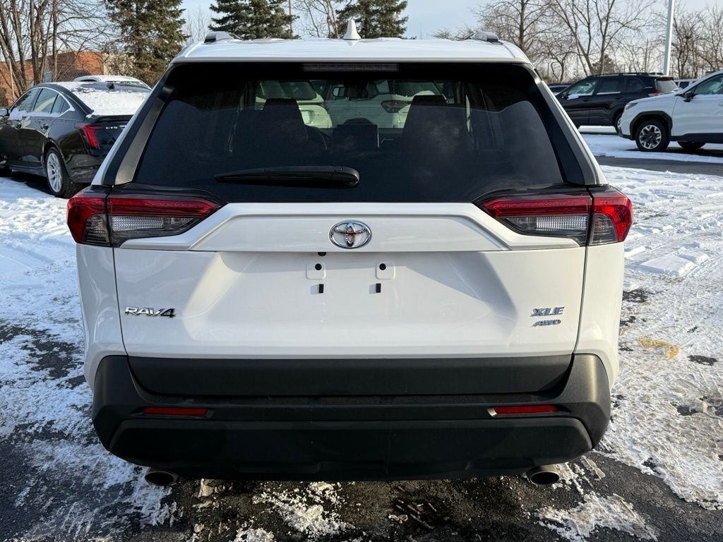 2023 Toyota RAV4 XLE