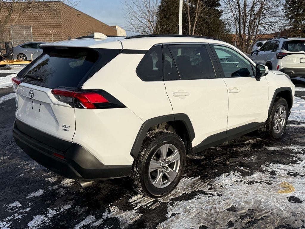 2023 Toyota RAV4 XLE