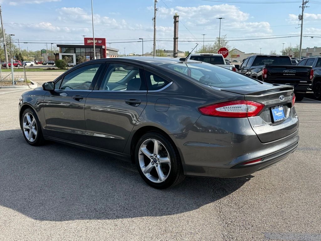 2016 Ford Fusion SE