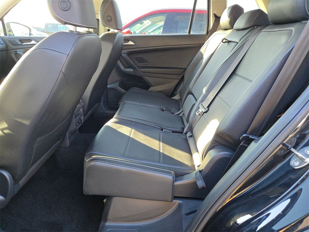 2021 Volkswagen Tiguan 2.0T SE R-Line Black