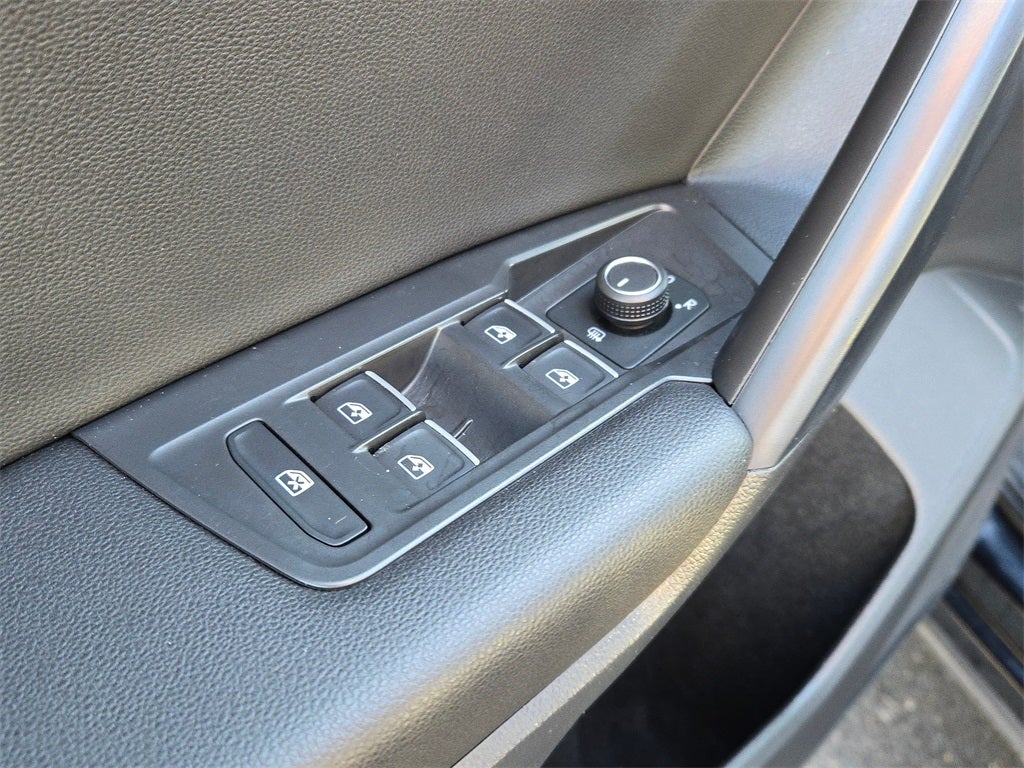 2021 Volkswagen Tiguan 2.0T SE R-Line Black