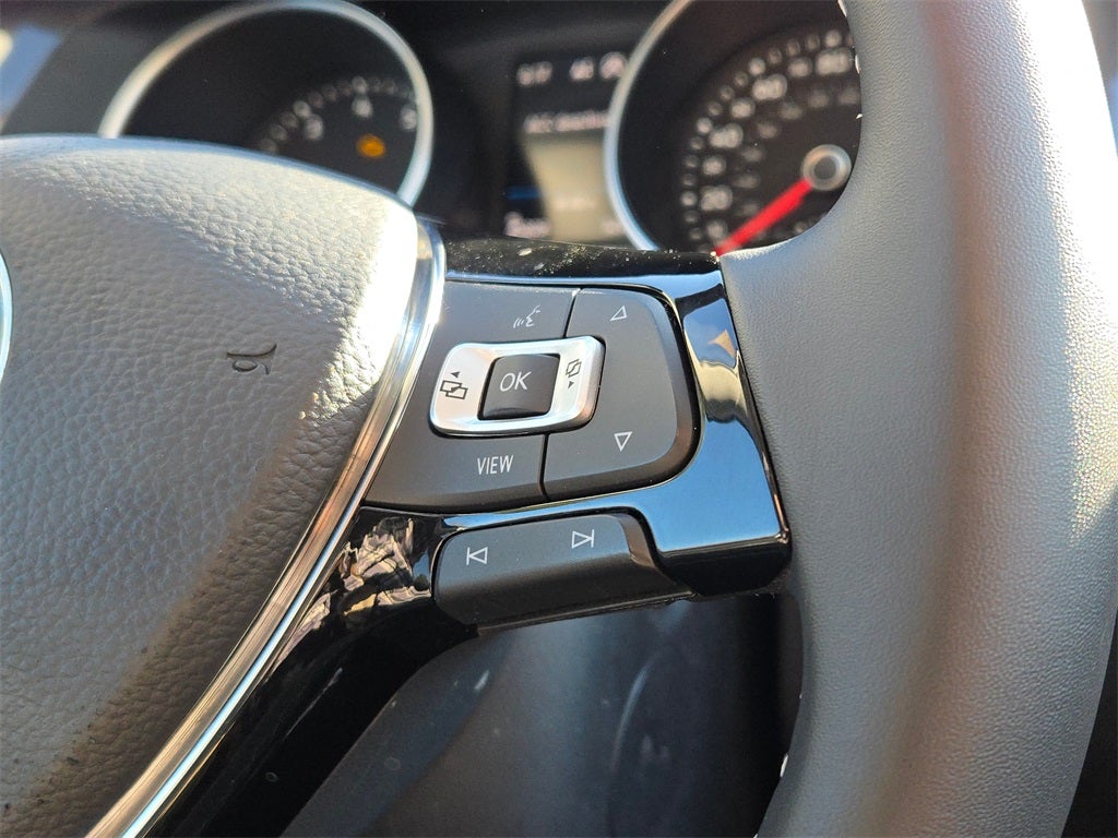 2021 Volkswagen Tiguan 2.0T SE R-Line Black