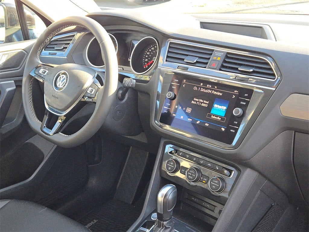 2021 Volkswagen Tiguan 2.0T SE R-Line Black