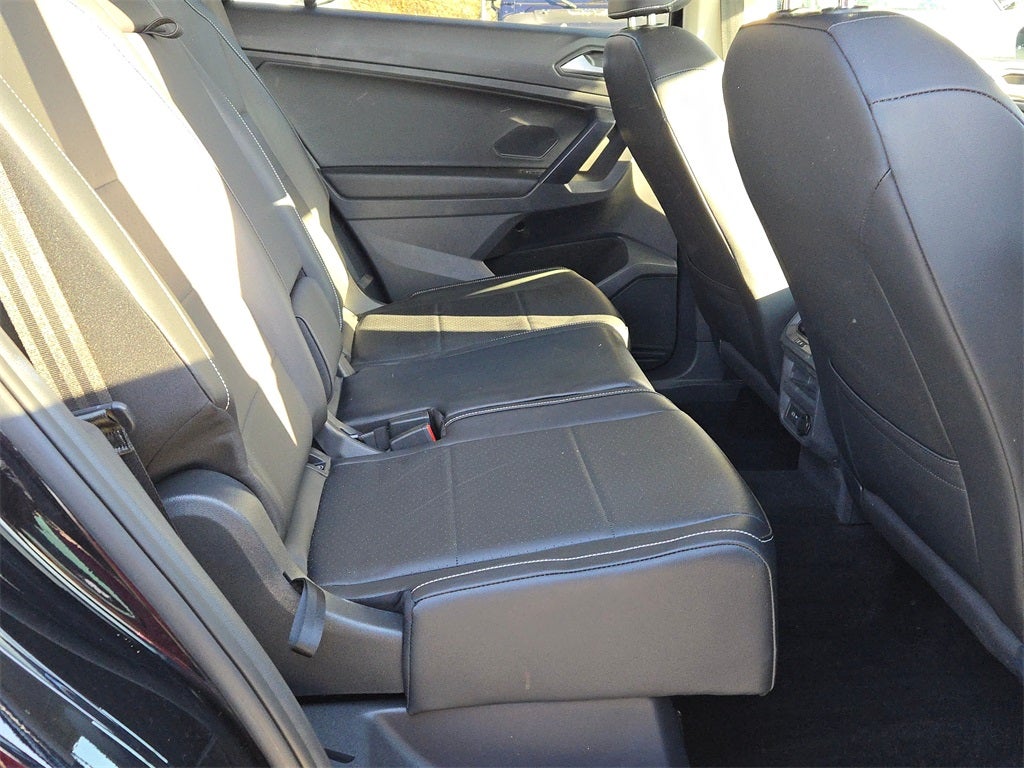 2021 Volkswagen Tiguan 2.0T SE R-Line Black