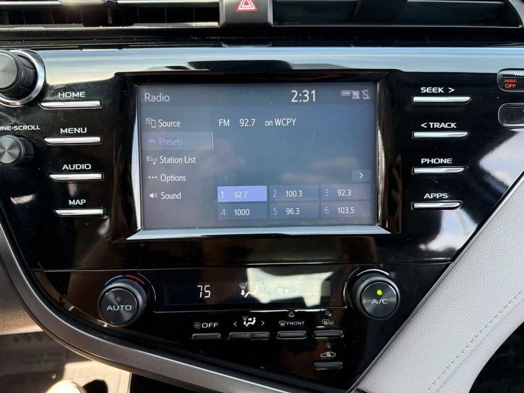 2019 Toyota Camry SE