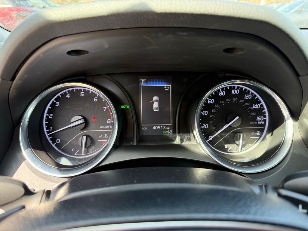 2019 Toyota Camry SE