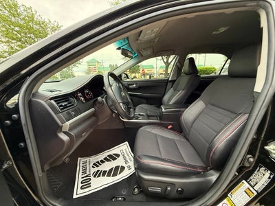 2017 Toyota Camry SE