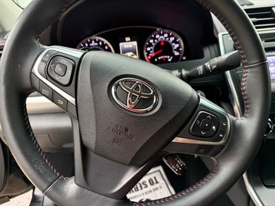 2017 Toyota Camry SE