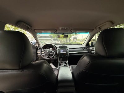 2017 Toyota Camry SE