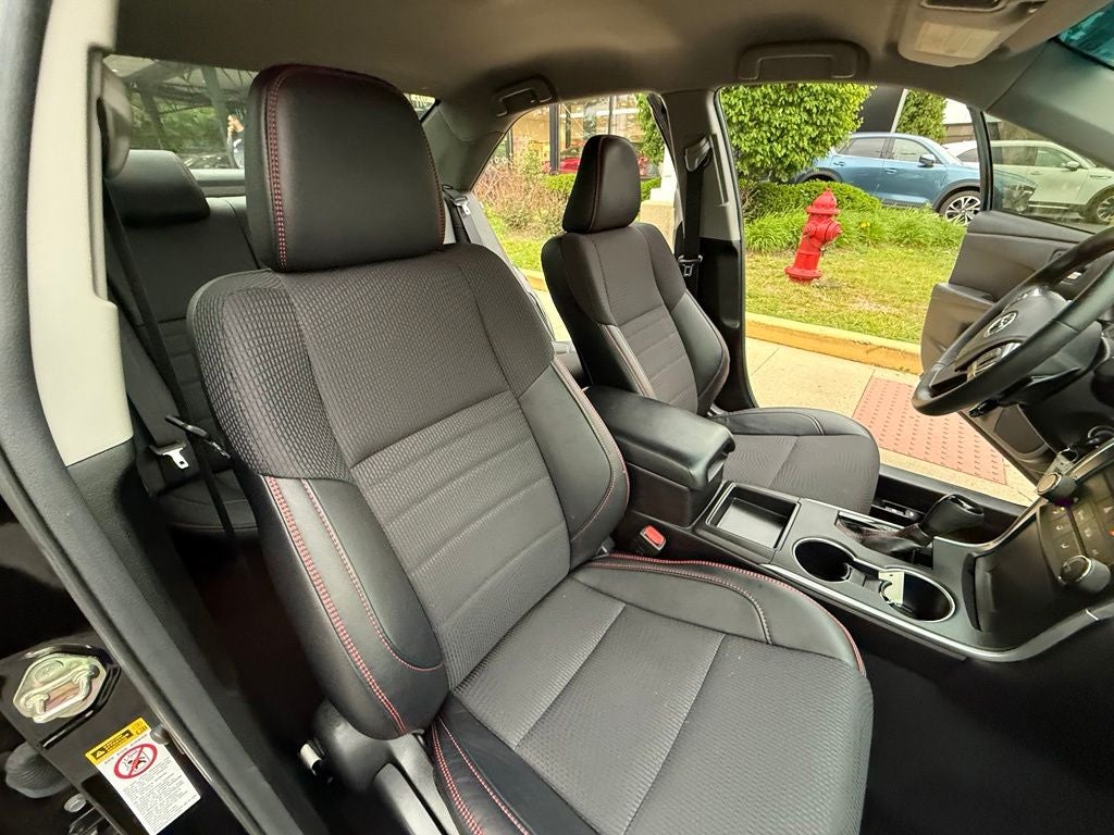 2017 Toyota Camry SE