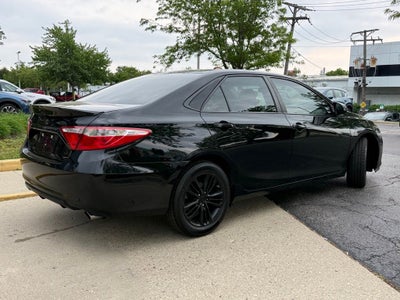 2017 Toyota Camry SE