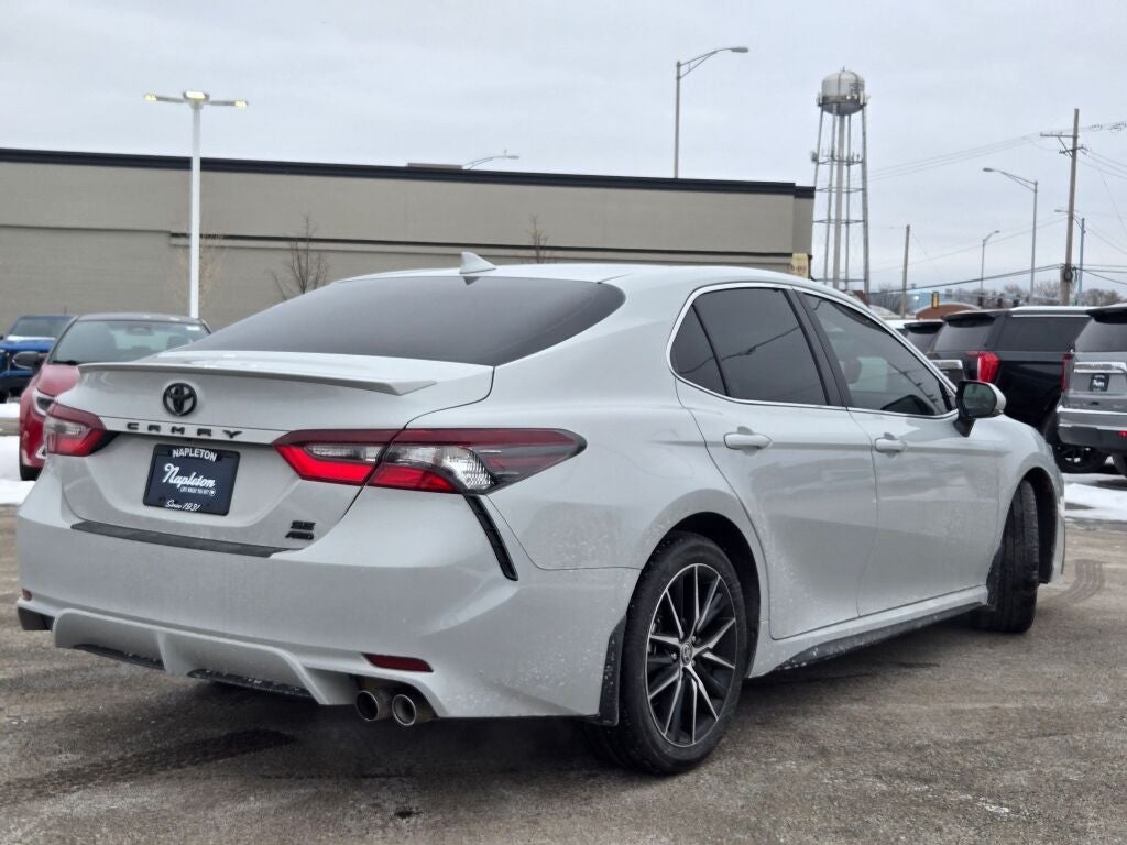 2024 Toyota Camry SE