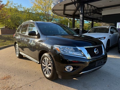 2016 Nissan Pathfinder SV