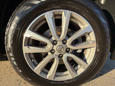 2016 Nissan Pathfinder SV