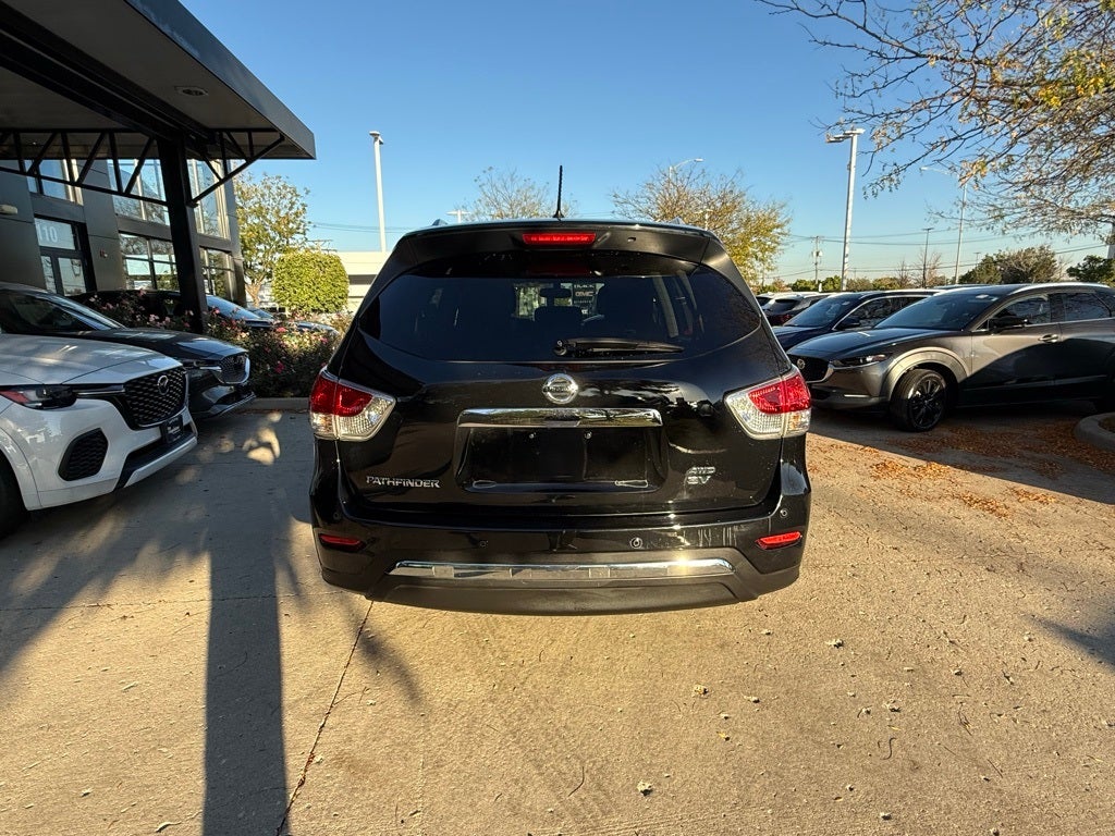 2016 Nissan Pathfinder SV