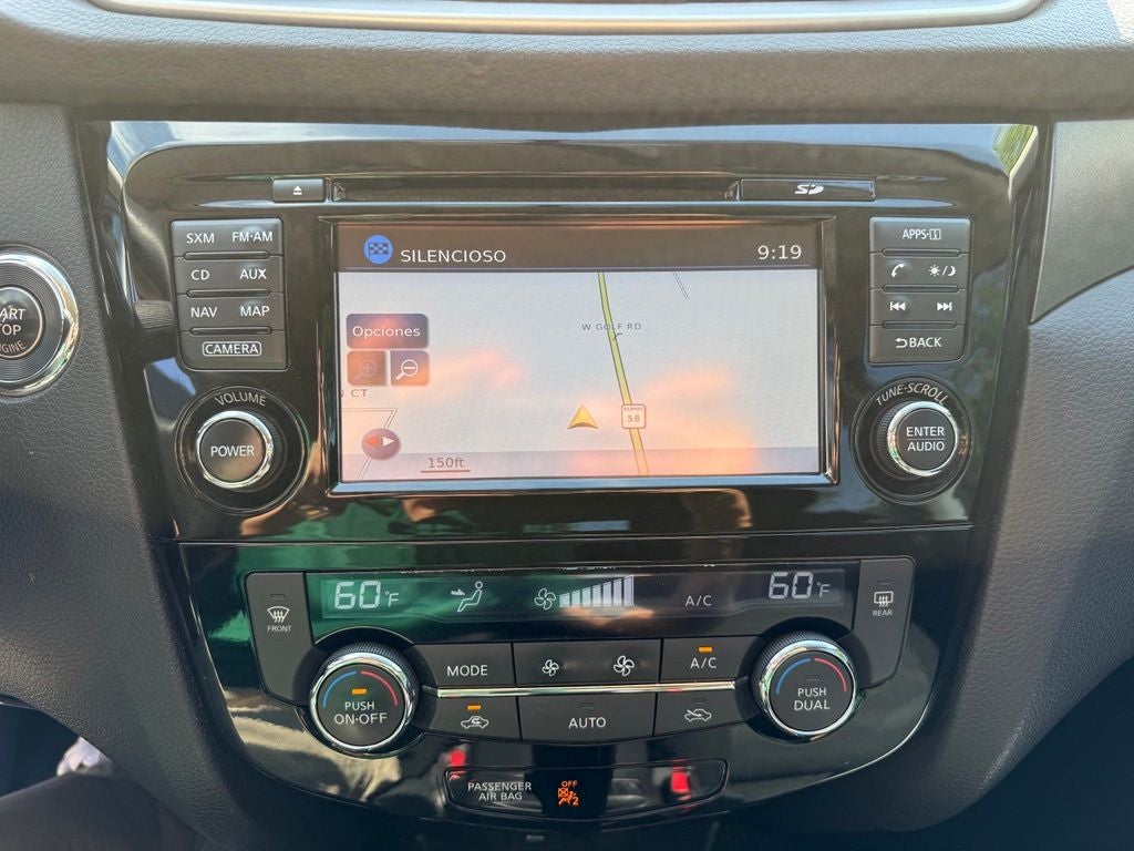 2016 Nissan Rogue SV