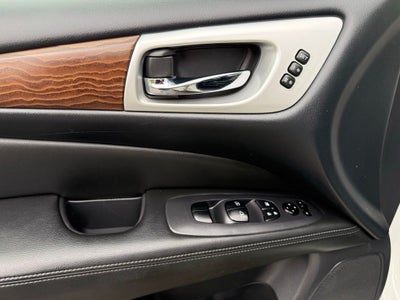 2018 Nissan Pathfinder Platinum