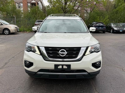 2018 Nissan Pathfinder Platinum