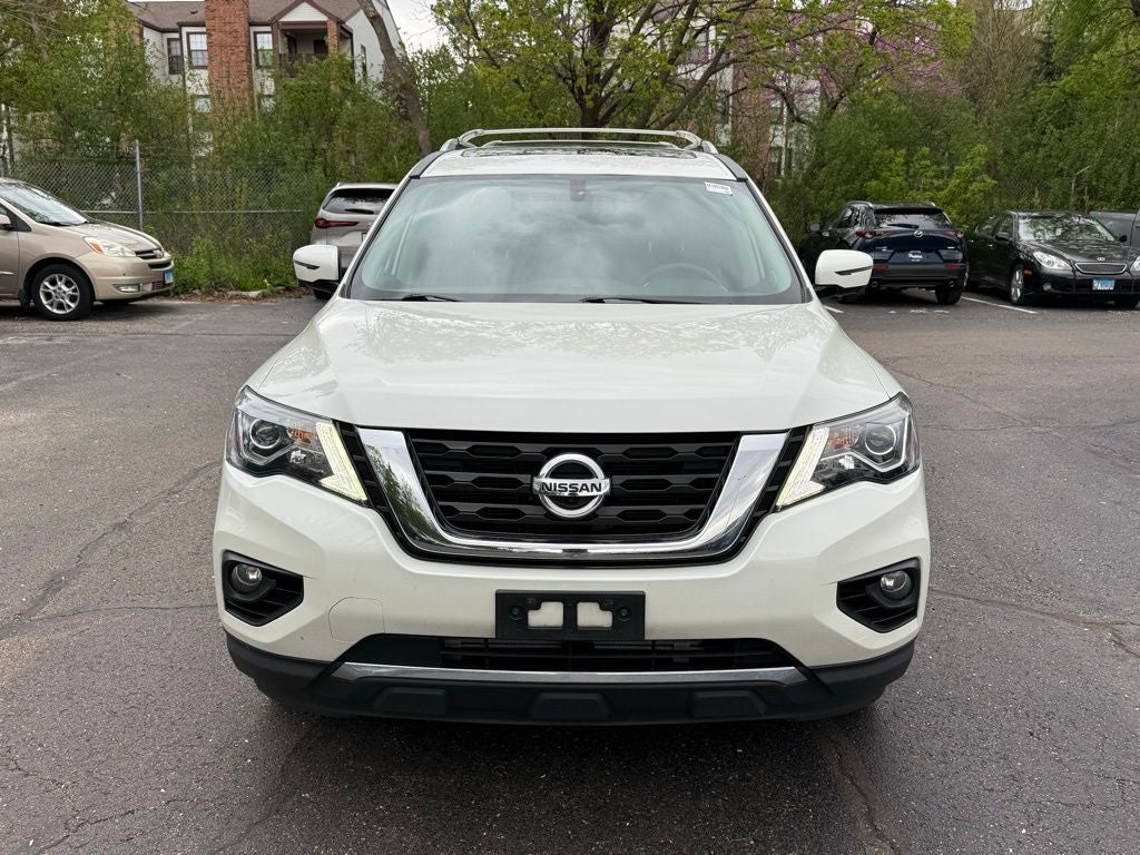 2018 Nissan Pathfinder Platinum