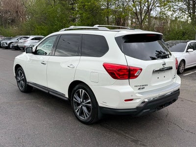 2018 Nissan Pathfinder Platinum
