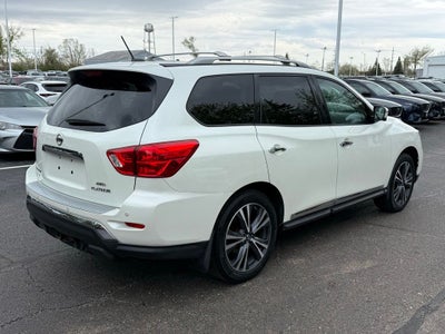 2018 Nissan Pathfinder Platinum
