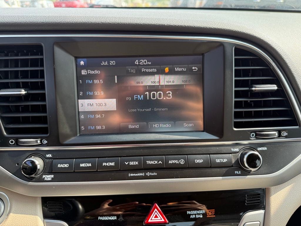 2017 Hyundai Elantra SE