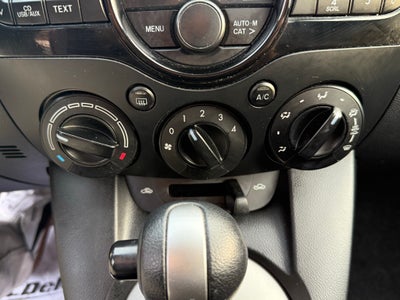 2014 Mazda Mazda2 Touring