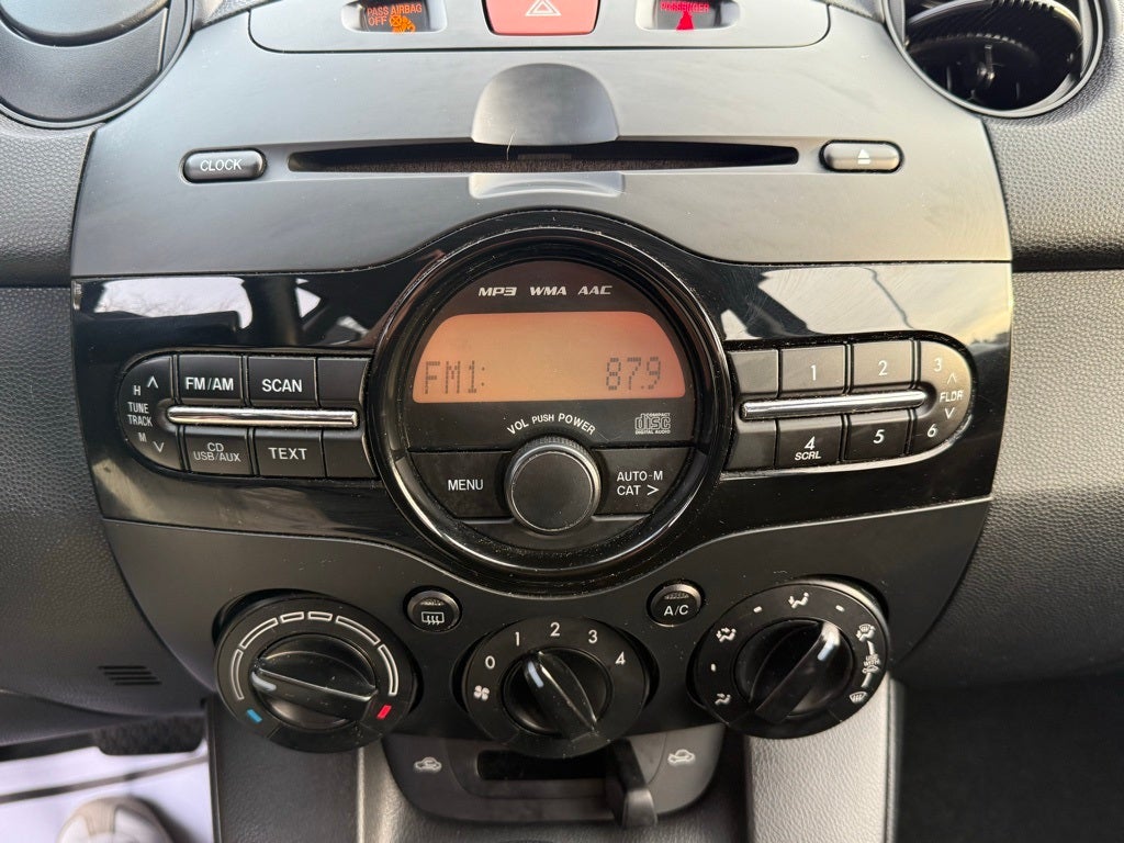 2014 Mazda Mazda2 Touring