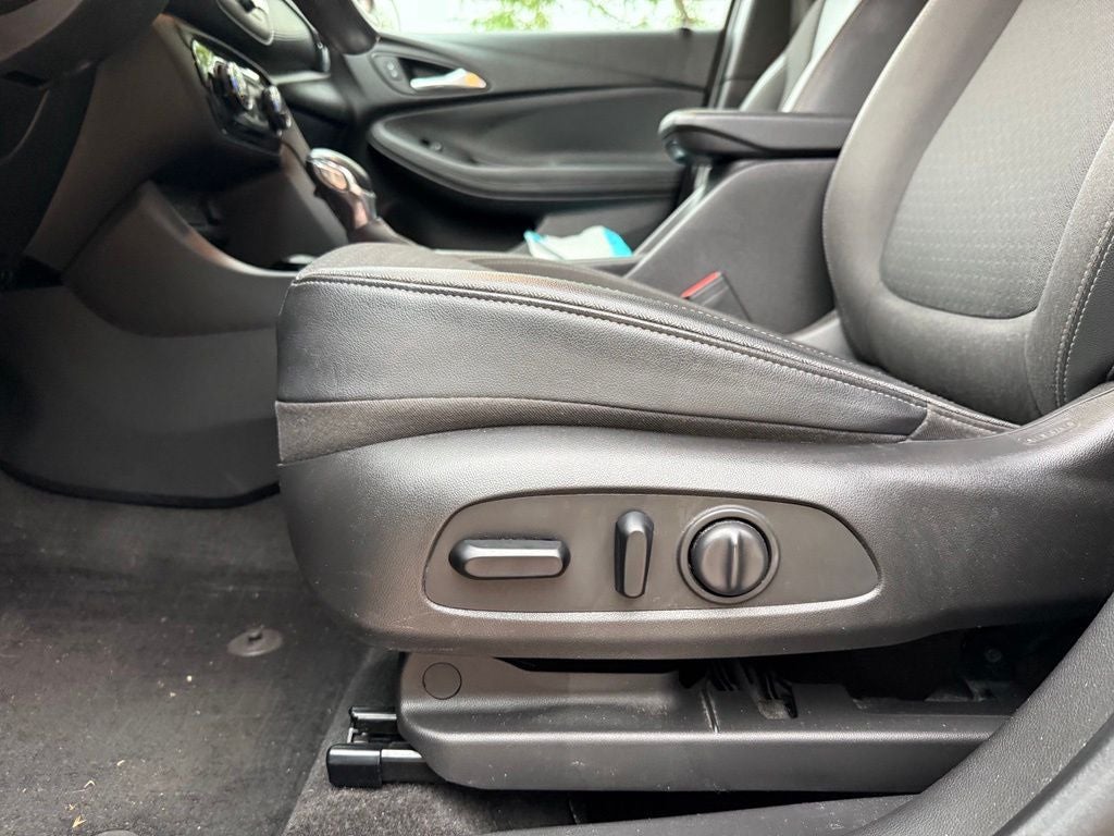 2020 Buick Encore GX Select