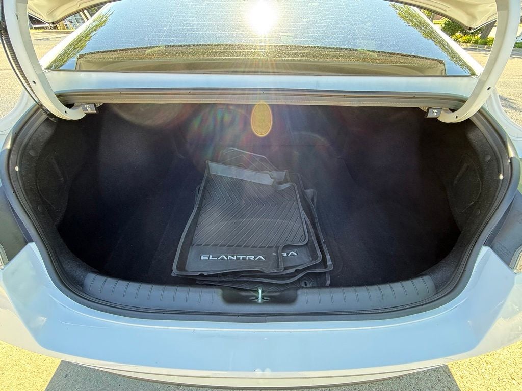 2023 Hyundai Elantra Hybrid Blue