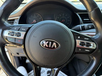 2017 Kia Cadenza Premium