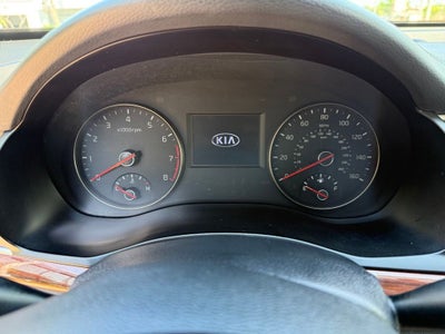2017 Kia Cadenza Premium