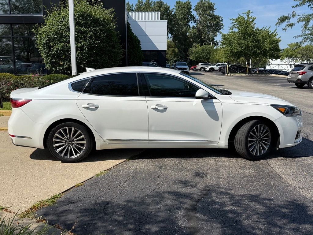 2017 Kia Cadenza Premium