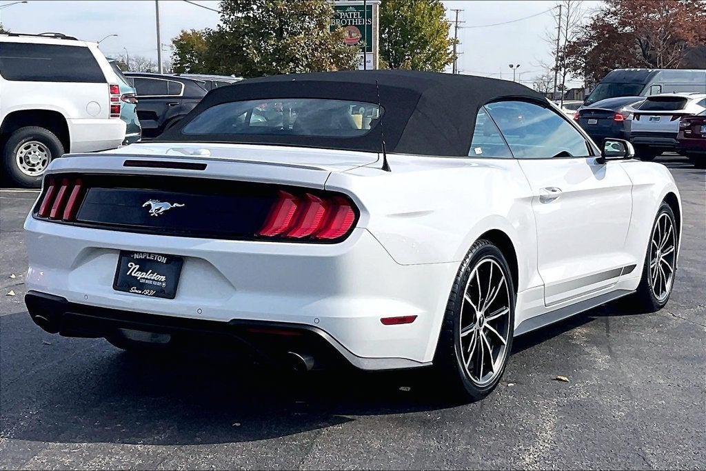 2022 Ford Mustang EcoBoost Premium