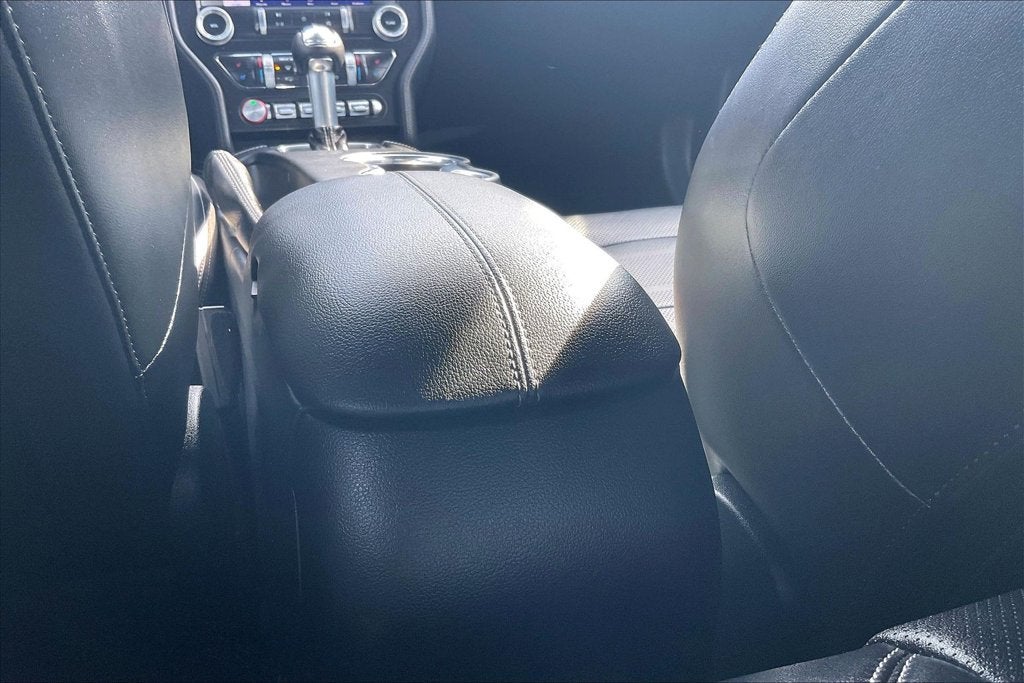 2022 Ford Mustang EcoBoost Premium