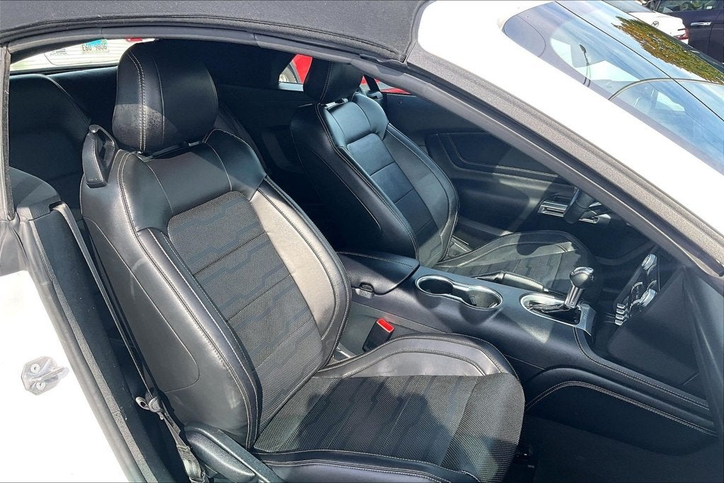 2022 Ford Mustang EcoBoost Premium