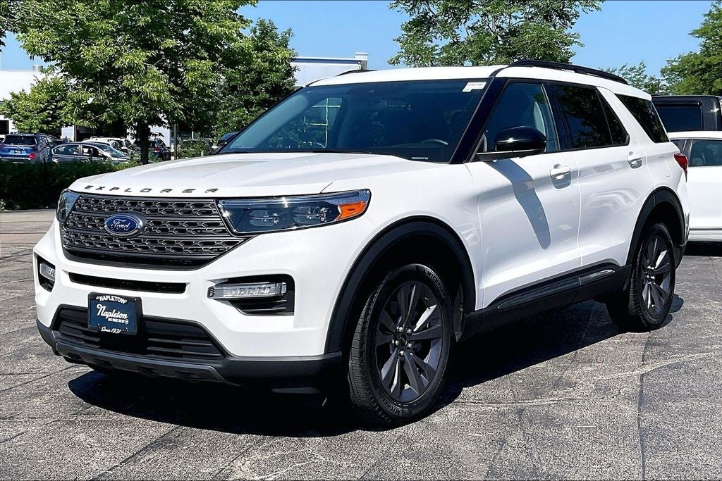 2024 Ford Explorer XLT