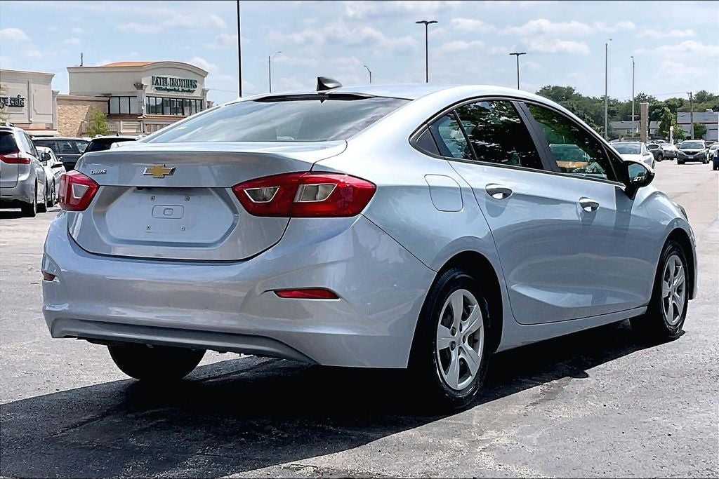 2017 Chevrolet Cruze LS