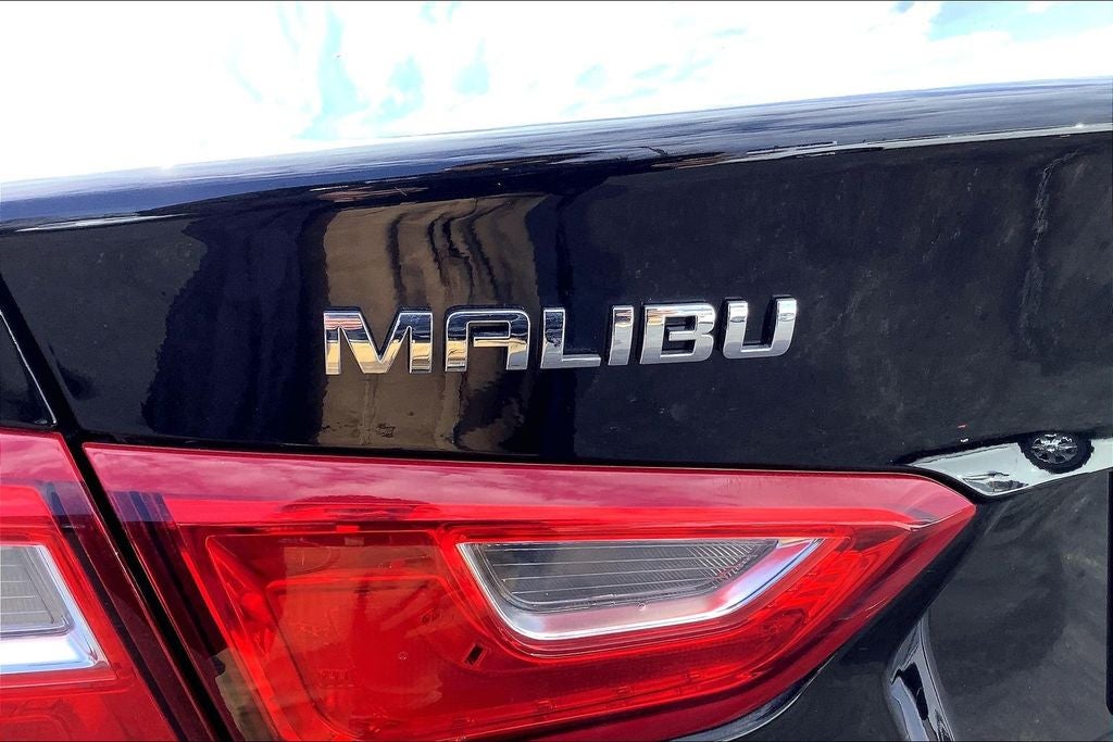 2022 Chevrolet Malibu LS 1LS