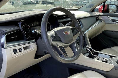 2022 Cadillac XT5 Premium Luxury