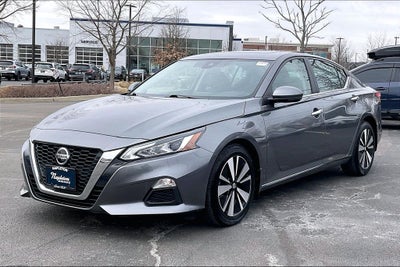 2022 Nissan Altima 2.5 SV