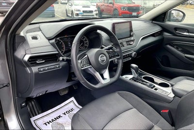 2022 Nissan Altima 2.5 SV