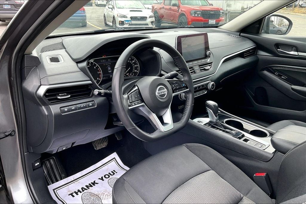 2022 Nissan Altima 2.5 SV