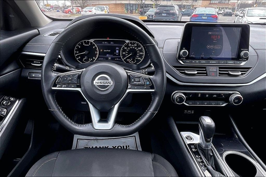 2022 Nissan Altima 2.5 SV
