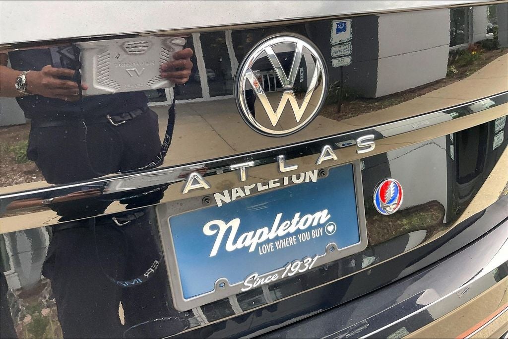 2023 Volkswagen Atlas 3.6L V6 SEL R-Line