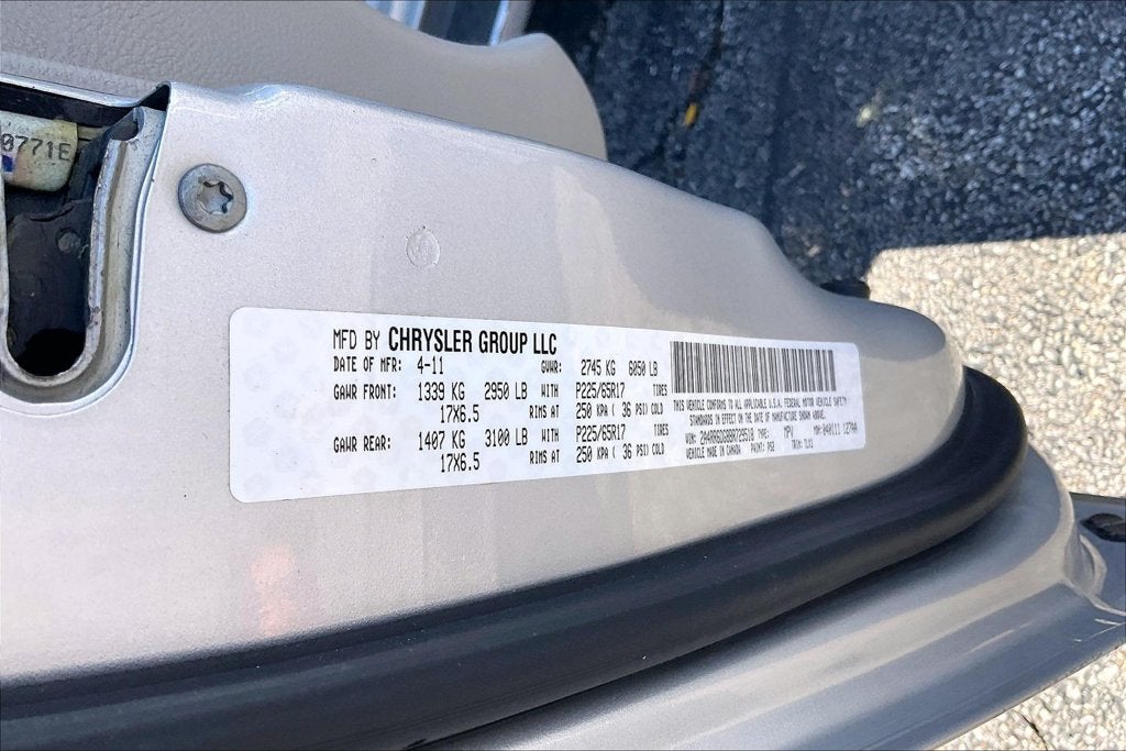 2011 Chrysler Town & Country Limited
