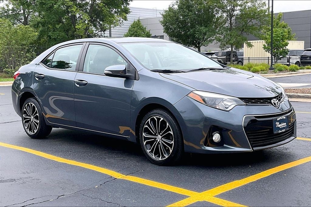 2015 Toyota Corolla S Plus