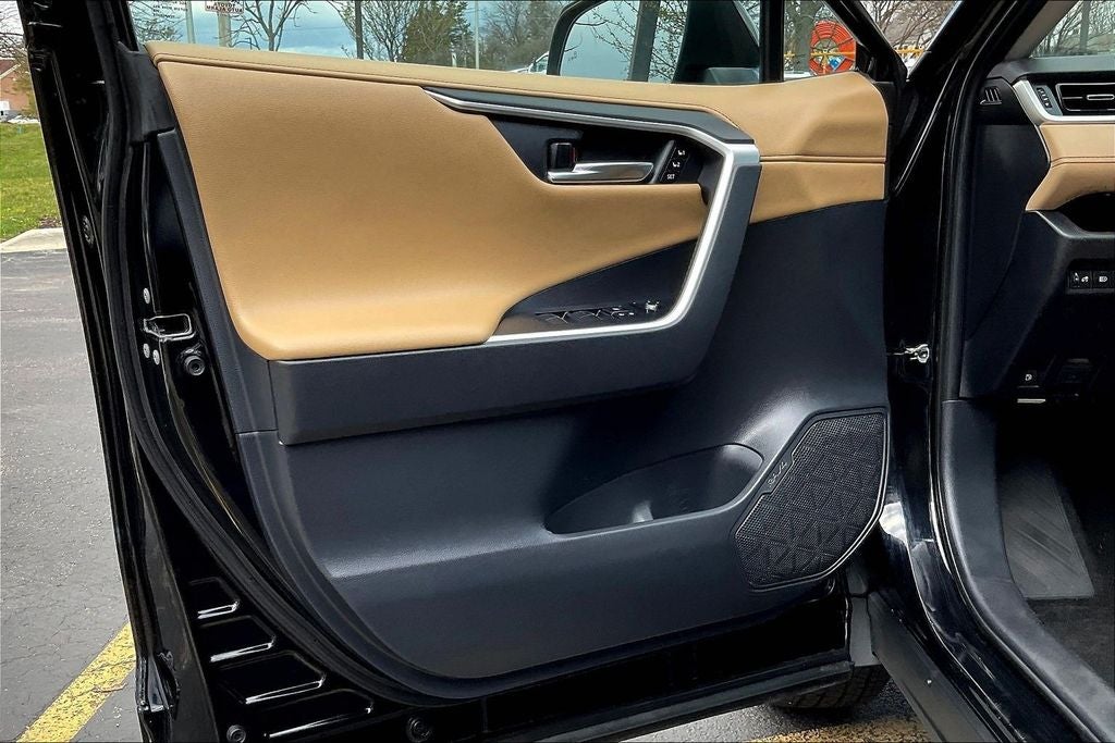 2019 Toyota RAV4 Hybrid Limited