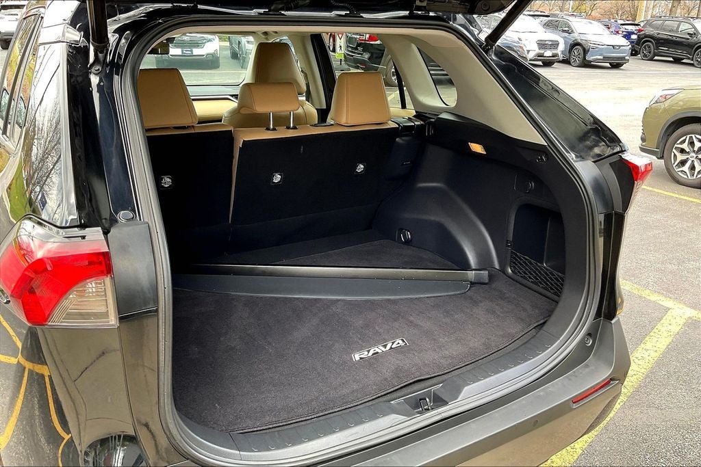 2019 Toyota RAV4 Hybrid Limited